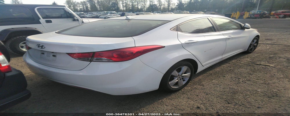 5NPDH4AE6DH447159 2013 HYUNDAI ELANTRA photo no. 4