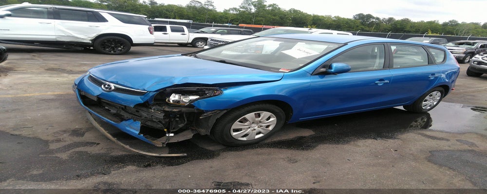 KMHDB8AEXAU084760 2010 HYUNDAI ELANTRA TOURING photo no. 2