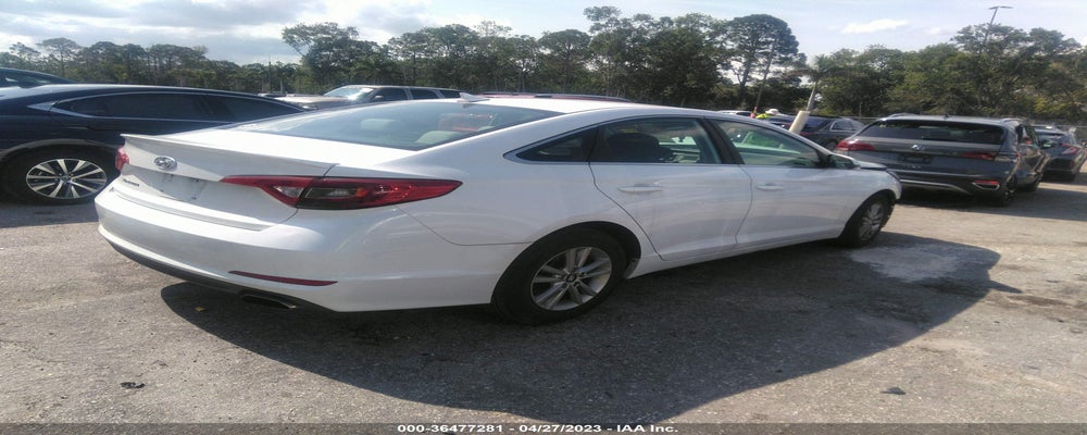 5NPE24AF6HH571758 2017 HYUNDAI SONATA photo no. 4