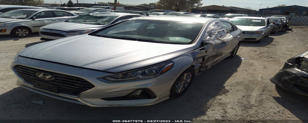 5NPE24AF9JH692418 2018 HYUNDAI SONATA photo no. 2