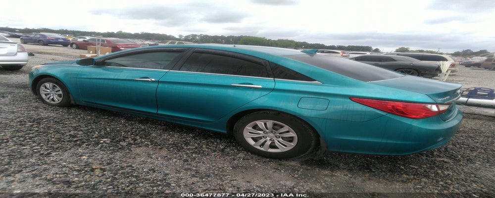 5NPEB4AC4BH148884 2011 HYUNDAI SONATA photo no. 3