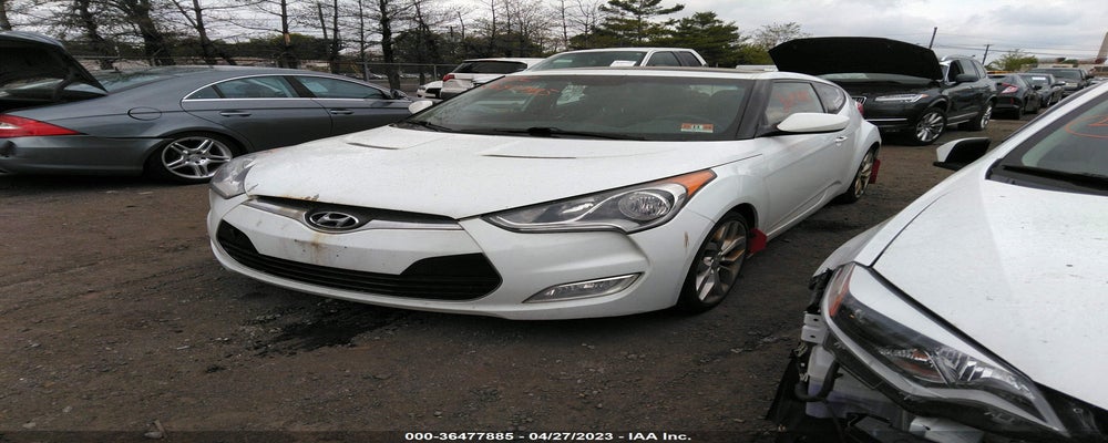 KMHTC6AD7DU126679 2013 HYUNDAI VELOSTER photo no. 2