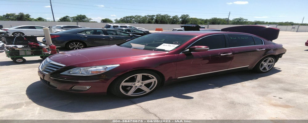 KMHGC4DF0BU139791 2011 HYUNDAI GENESIS photo no. 2