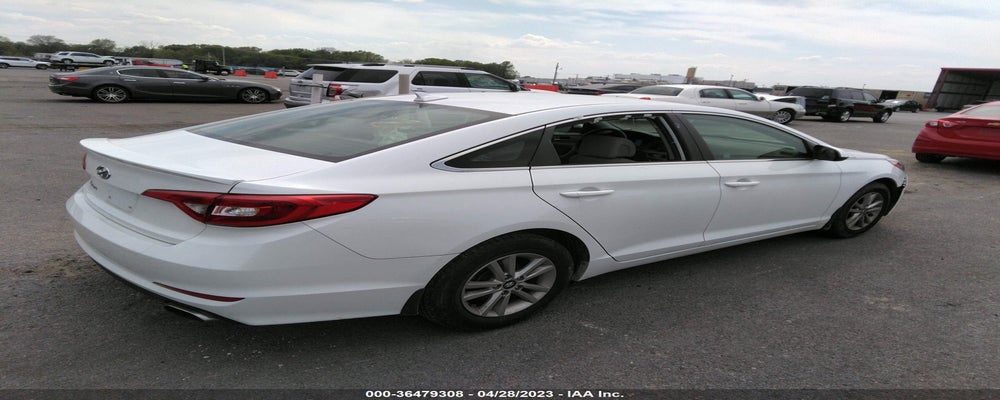 5NPE24AF5FH239291 2015 HYUNDAI SONATA photo no. 4