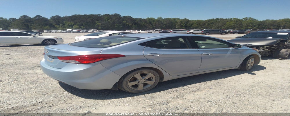KMHDH4AE7DU624240 2013 HYUNDAI ELANTRA photo no. 4