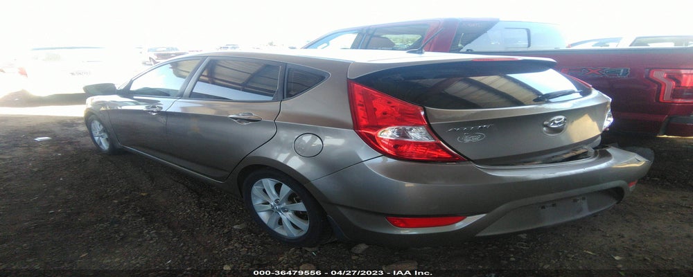 KMHCU5AE5DU072637 2013 HYUNDAI ACCENT photo no. 3