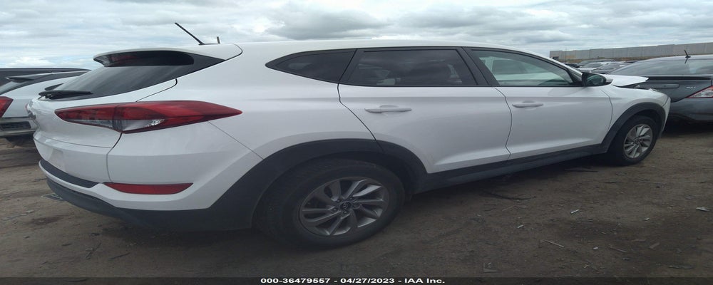 KM8J23A40HU267575 2017 HYUNDAI TUCSON photo no. 4