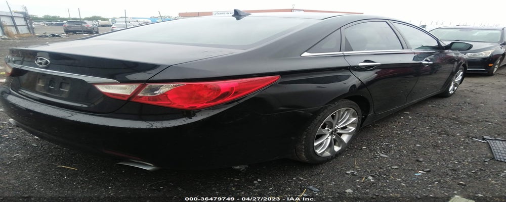 5NPEC4AC4BH063461 2011 HYUNDAI SONATA photo no. 4