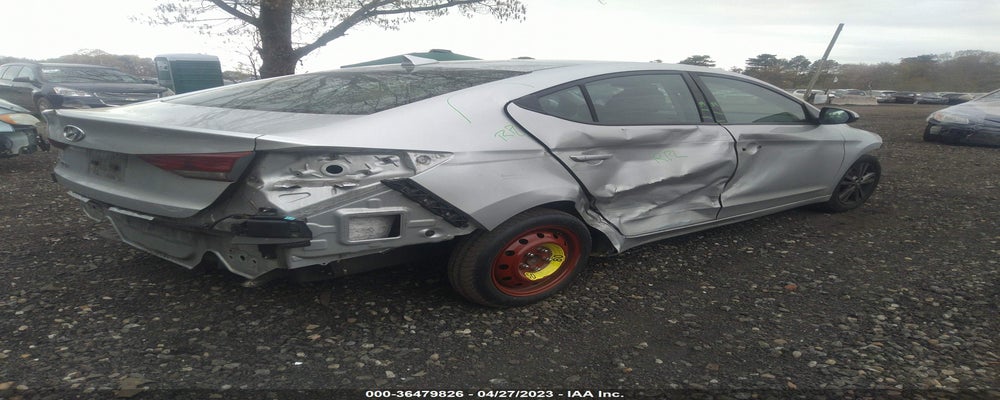 5NPD84LF5JH295943 2018 HYUNDAI ELANTRA photo no. 4