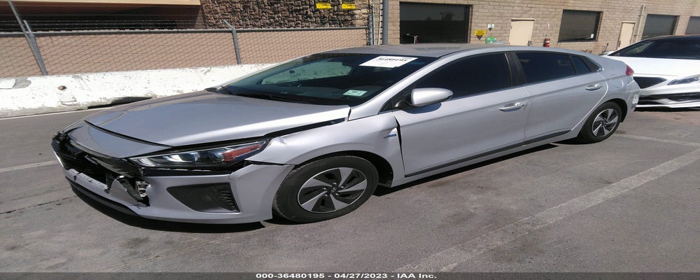 KMHC75LC6HU052096 2017 HYUNDAI IONIQ HYBRID photo no. 2