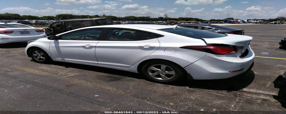 5NPDH4AE4FH620017 2015 HYUNDAI ELANTRA photo no. 3