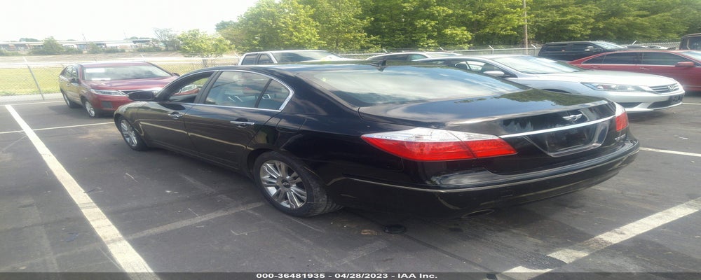 KMHGC4DE4BU140465 2011 HYUNDAI GENESIS photo no. 3