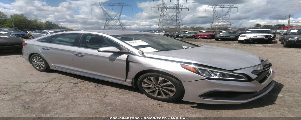 5NPE34AF3FH077092 2015 HYUNDAI SONATA photo no. 2