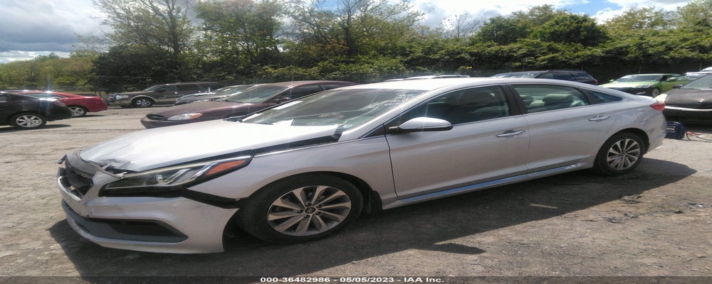 5NPE34AF3FH077092 2015 HYUNDAI SONATA photo no. 2
