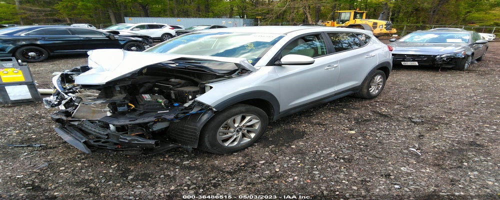 KM8J2CA42JU657311 2018 HYUNDAI TUCSON photo no. 2