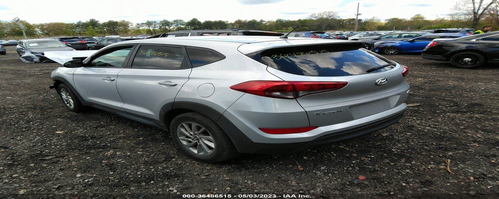 KM8J2CA42JU657311 2018 HYUNDAI TUCSON photo no. 3
