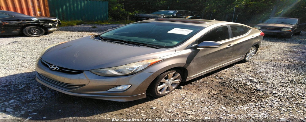 5NPDH4AE3DH265385 2013 HYUNDAI ELANTRA photo no. 2