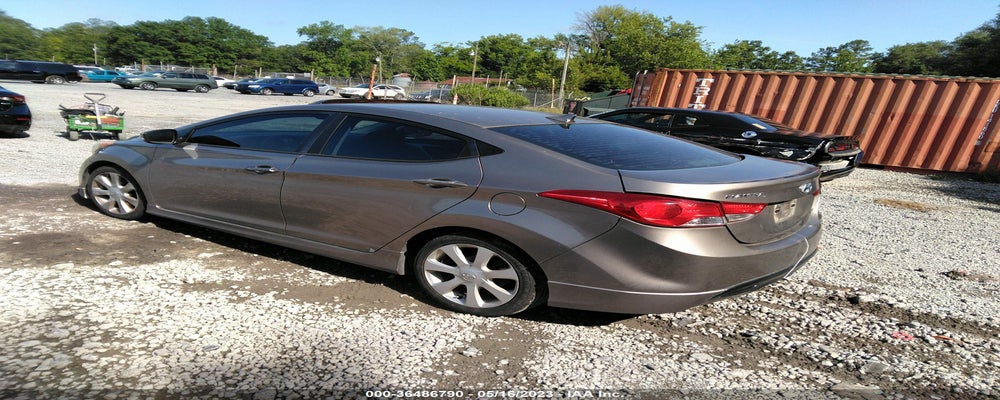5NPDH4AE3DH265385 2013 HYUNDAI ELANTRA photo no. 3