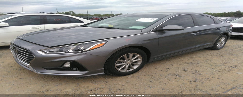 5NPE24AFXJH677068 2018 HYUNDAI SONATA photo no. 2