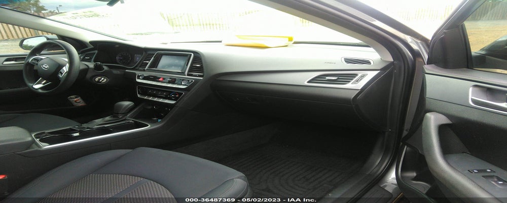 5NPE24AFXJH677068 2018 HYUNDAI SONATA photo no. 5