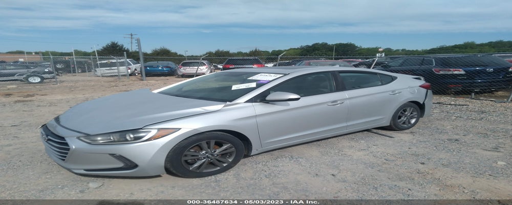 5NPD84LF9JH241061 2018 HYUNDAI ELANTRA photo no. 2