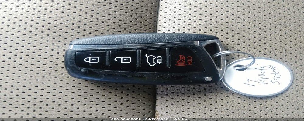 KM8SR4HF6HU199778 2017 HYUNDAI SANTA FE photo no. 11