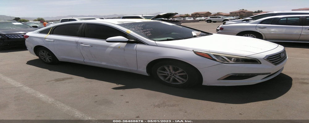 5NPE24AF9FH156527 2015 HYUNDAI SONATA photo no. 2