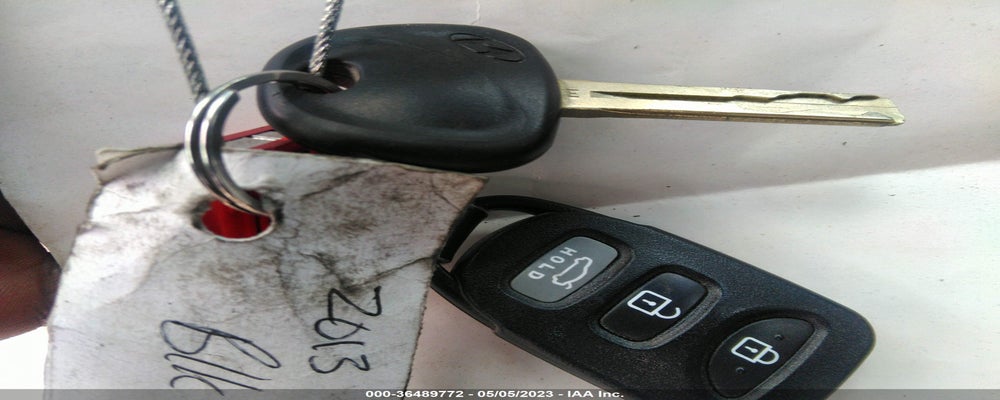 5NPEB4AC6CH493822 2012 HYUNDAI SONATA photo no. 11