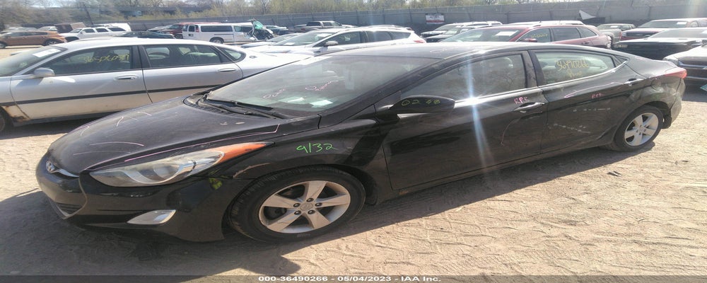 KMHDH4AE1DU494925 2013 HYUNDAI ELANTRA photo no. 2