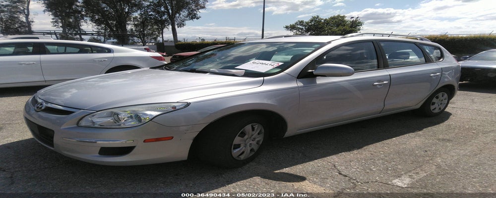 KMHDC8AE6BU111158 2011 HYUNDAI ELANTRA TOURING photo no. 2