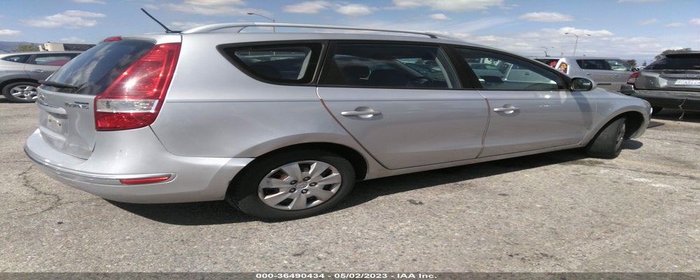 KMHDC8AE6BU111158 2011 HYUNDAI ELANTRA TOURING photo no. 4