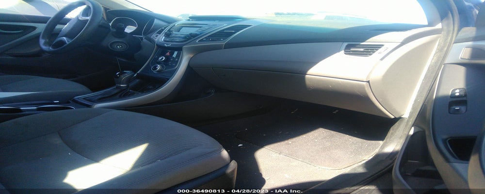 5NPDH4AE1GH694044 2016 HYUNDAI ELANTRA photo no. 5