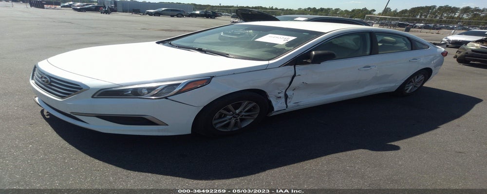 5NPE24AF9HH557756 2017 HYUNDAI SONATA photo no. 2