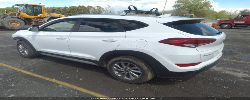 KM8J3CA48JU757121 2018 HYUNDAI TUCSON photo no. 3