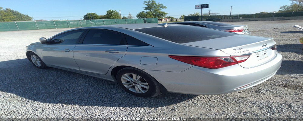 5NPEB4ACXBH212619 2011 HYUNDAI SONATA photo no. 3