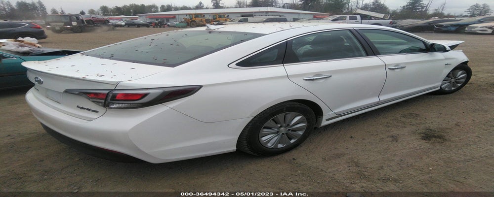 KMHE24L10GA013892 2016 HYUNDAI SONATA HYBRID photo no. 4