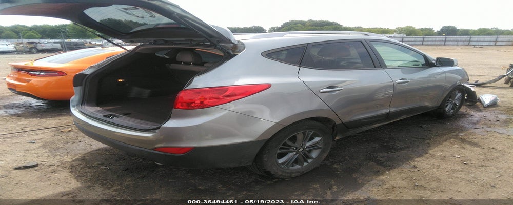 KM8JU3AG4FU100668 2015 HYUNDAI TUCSON photo no. 4