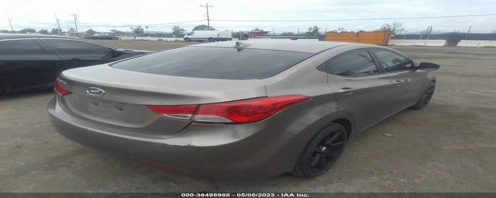5NPDH4AE2CH127643 2012 HYUNDAI ELANTRA photo no. 4