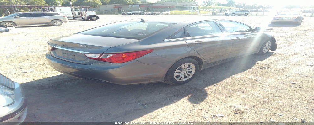 5NPEB4AC5BH058952 2011 HYUNDAI SONATA photo no. 4