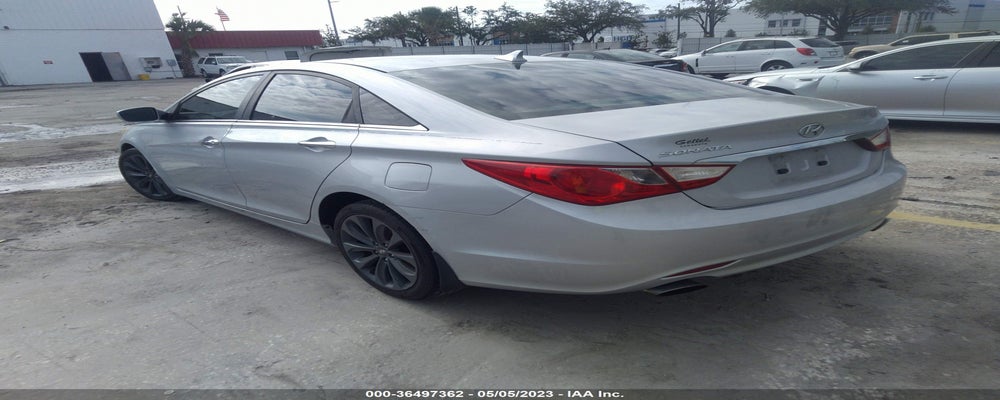 5NPEC4AC6BH255593 2011 HYUNDAI SONATA photo no. 3