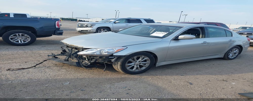 KMHGC4DD4DU212355 2013 HYUNDAI GENESIS photo no. 2