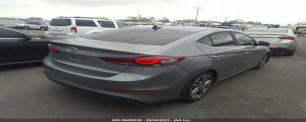 5NPD84LF2HH040676 2017 HYUNDAI ELANTRA photo no. 4