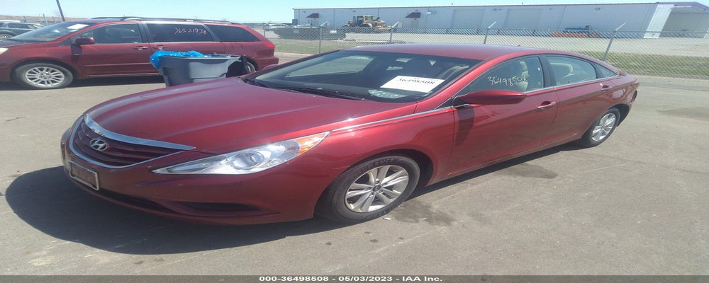 5NPEB4AC7BH225795 2011 HYUNDAI SONATA photo no. 2