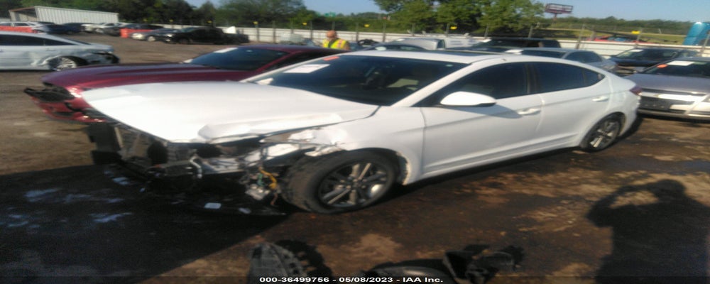 5NPD84LF6HH158049 2017 HYUNDAI ELANTRA photo no. 2