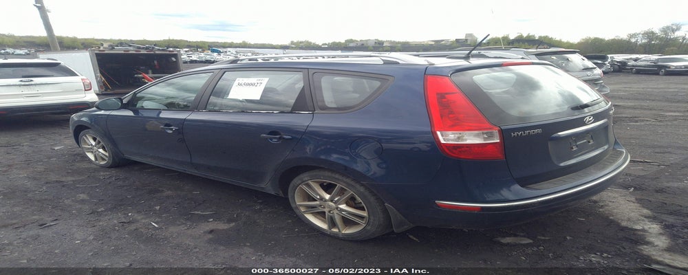 KMHDC8AE4BU125849 2011 HYUNDAI ELANTRA TOURING photo no. 3