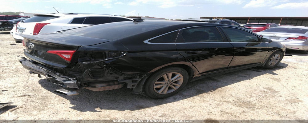 5NPE24AF7FH147230 2015 HYUNDAI SONATA photo no. 4