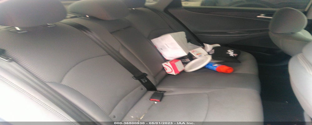 5NPEB4AC4EH827137 2014 HYUNDAI SONATA photo no. 8