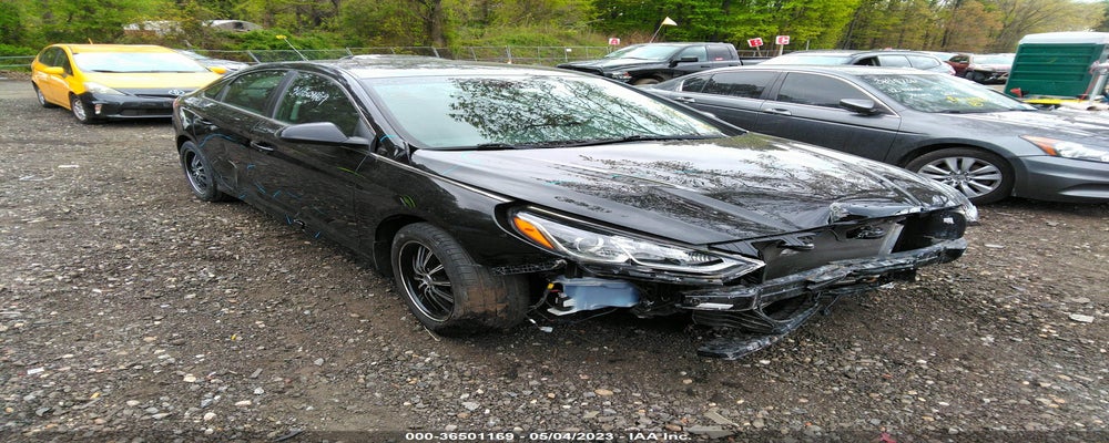 5NPE24AF2KH811525 2019 HYUNDAI SONATA photo no. 1