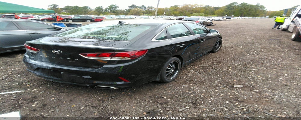 5NPE24AF2KH811525 2019 HYUNDAI SONATA photo no. 4