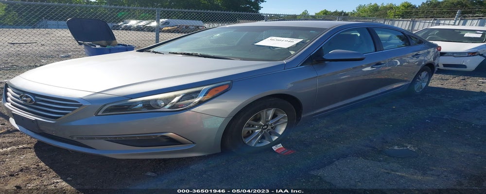 5NPE24AF3FH182105 2015 HYUNDAI SONATA photo no. 2